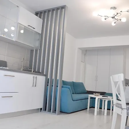 Cdh Granvia Marina, Langa Statiunea Mamaia Apartment *